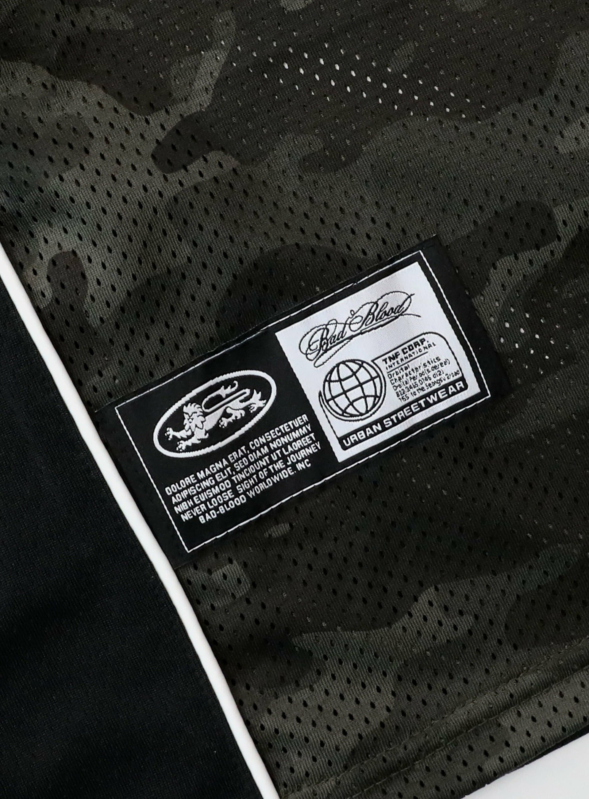 bad blood - FON V-Neck Jersey Short Sleeve (Green Camo)