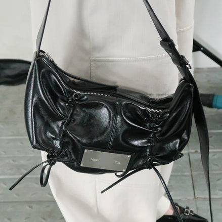 MATIN KIM - HALF SHIRRING RIBBON ROUND BAG (BLACK)