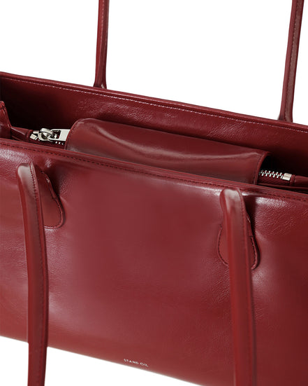 Stand Oil - Square Low Bag (Red Wine)