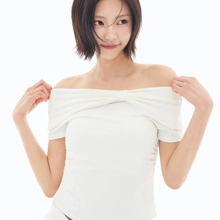 BOW OFF SHOULDER TEE (WHITE)
