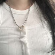OFUSE - pearl heart necklace