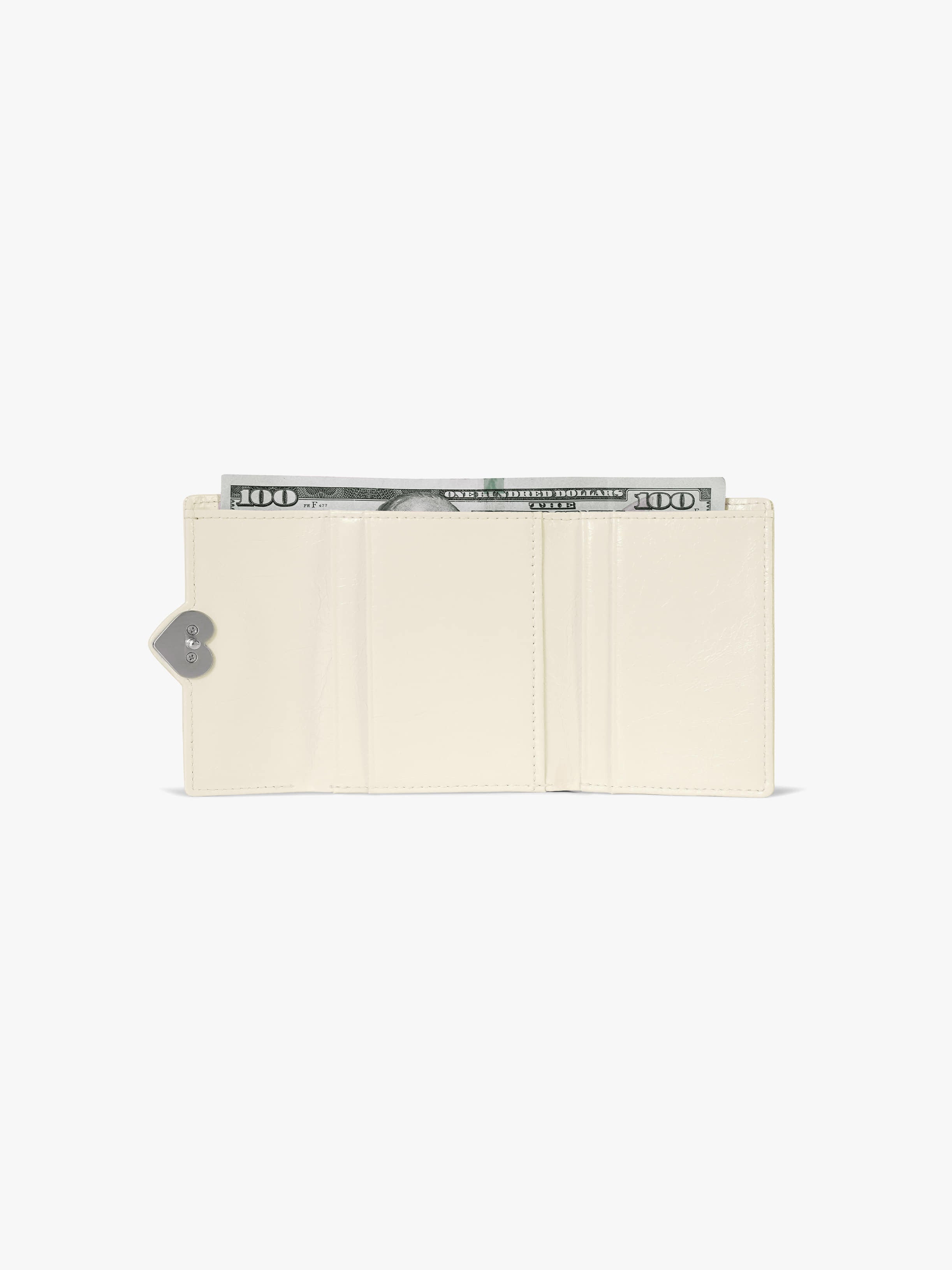 HEARTY FLAP WALLET (VANILLA)