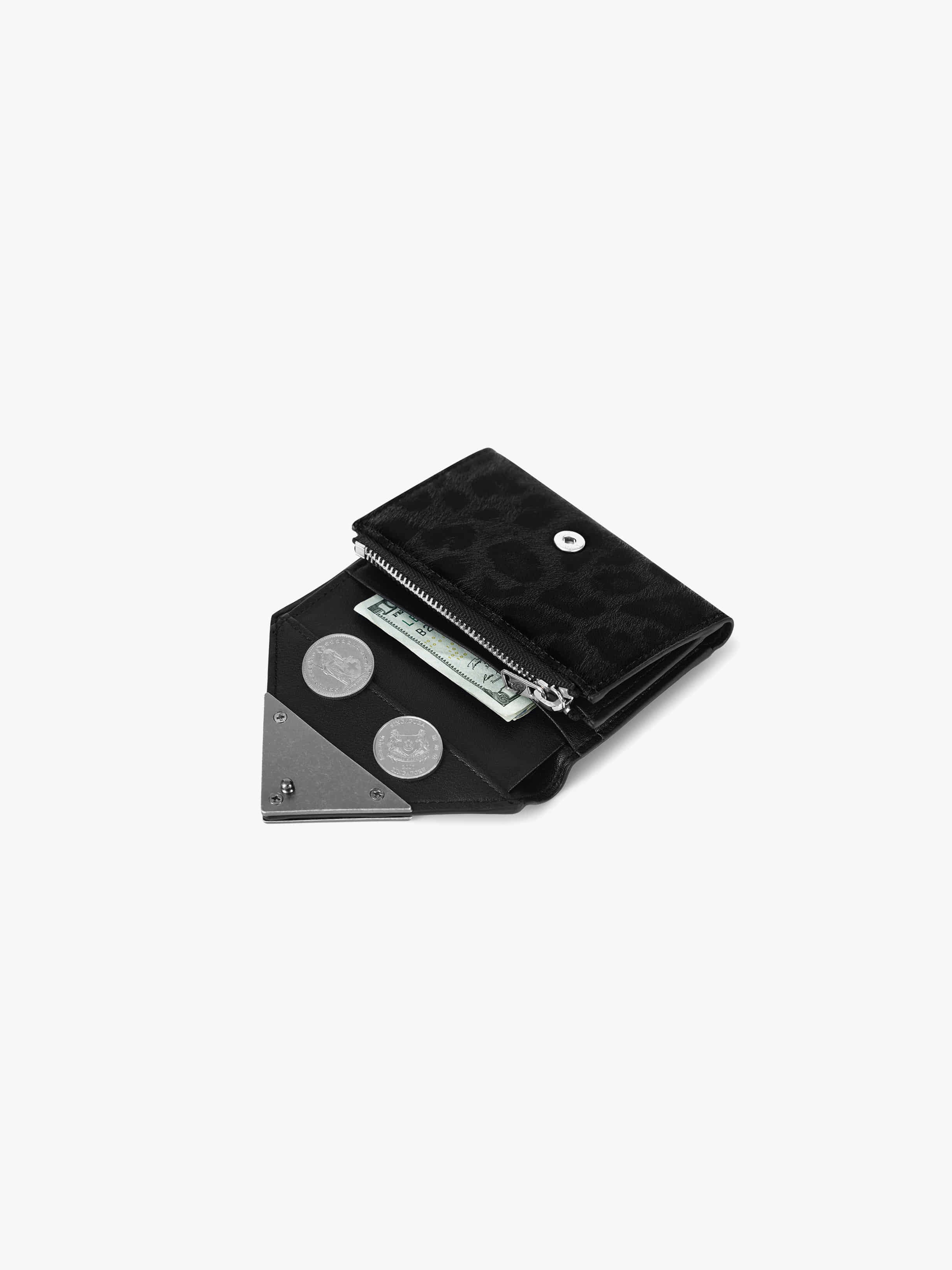 MATT TRIANGLE WALLET (LEOPARD BLACK)