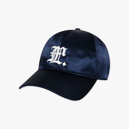 [JENNIE同款] [RIIZE WOOBIN同款] LMC - GOTHIC SATIN 6PANEL CAP (navy)