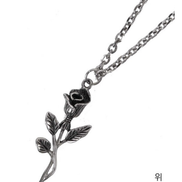 OFUSE - rose necklace