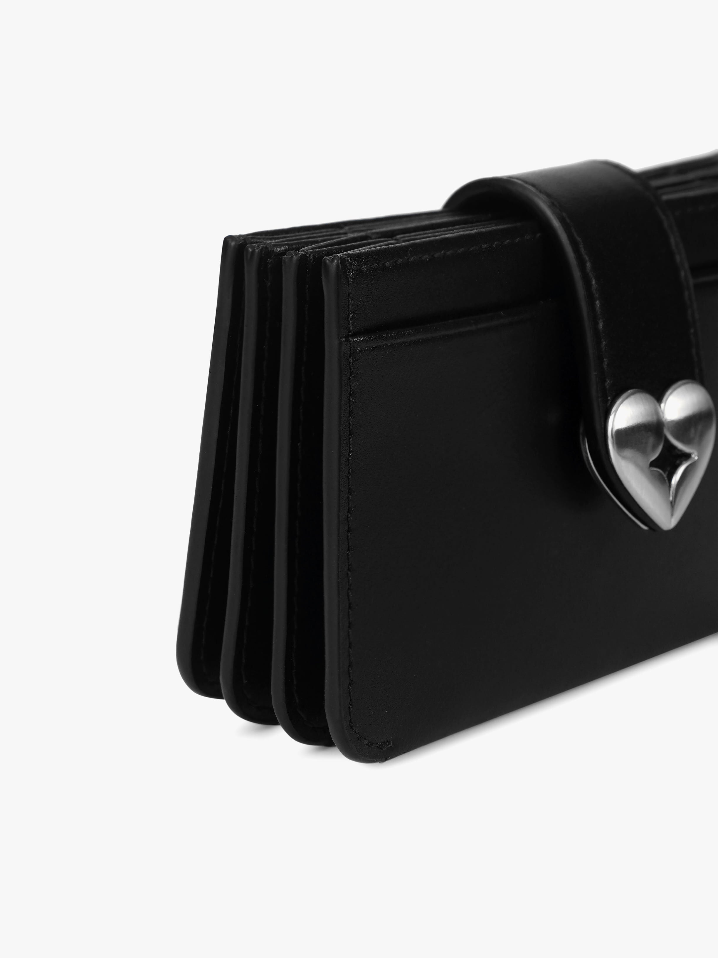 HEARTY 4 ACCORDION (BLACK)