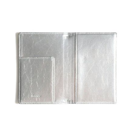 CRINKLE PASSPORT CASE (SILVER)