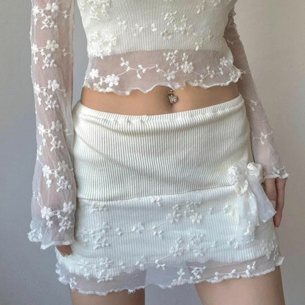 TH FLOWER RIBBON LACE SKIRT