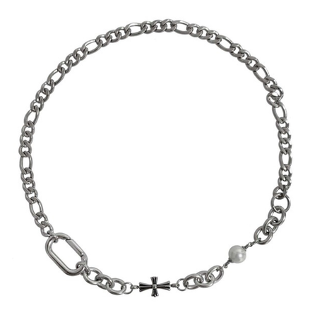 OFUSE - cross pearl choker
