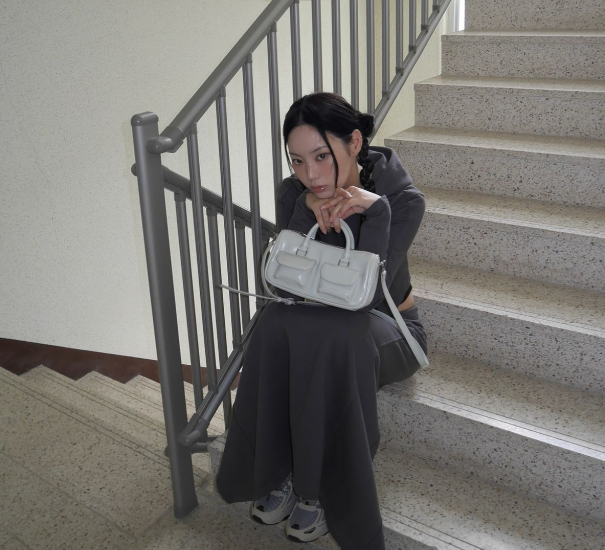 Chubby Half Bag (PALE GRAY)