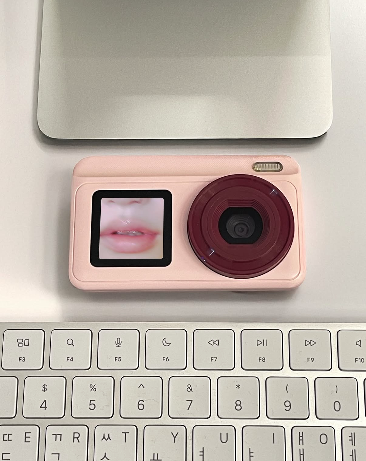text me digital camera (pink)