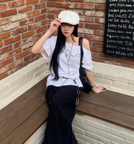 chicks - good luck one off shoulder tee (white)