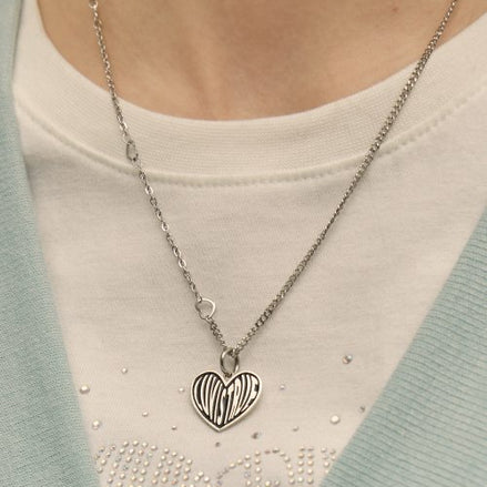 LUVISTRUE - PO HEART NECKLACE(SILVER)