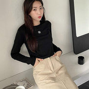 MUAHMUAH - SIGNATURE HALF CROP TSHIRT (2 COLORS)