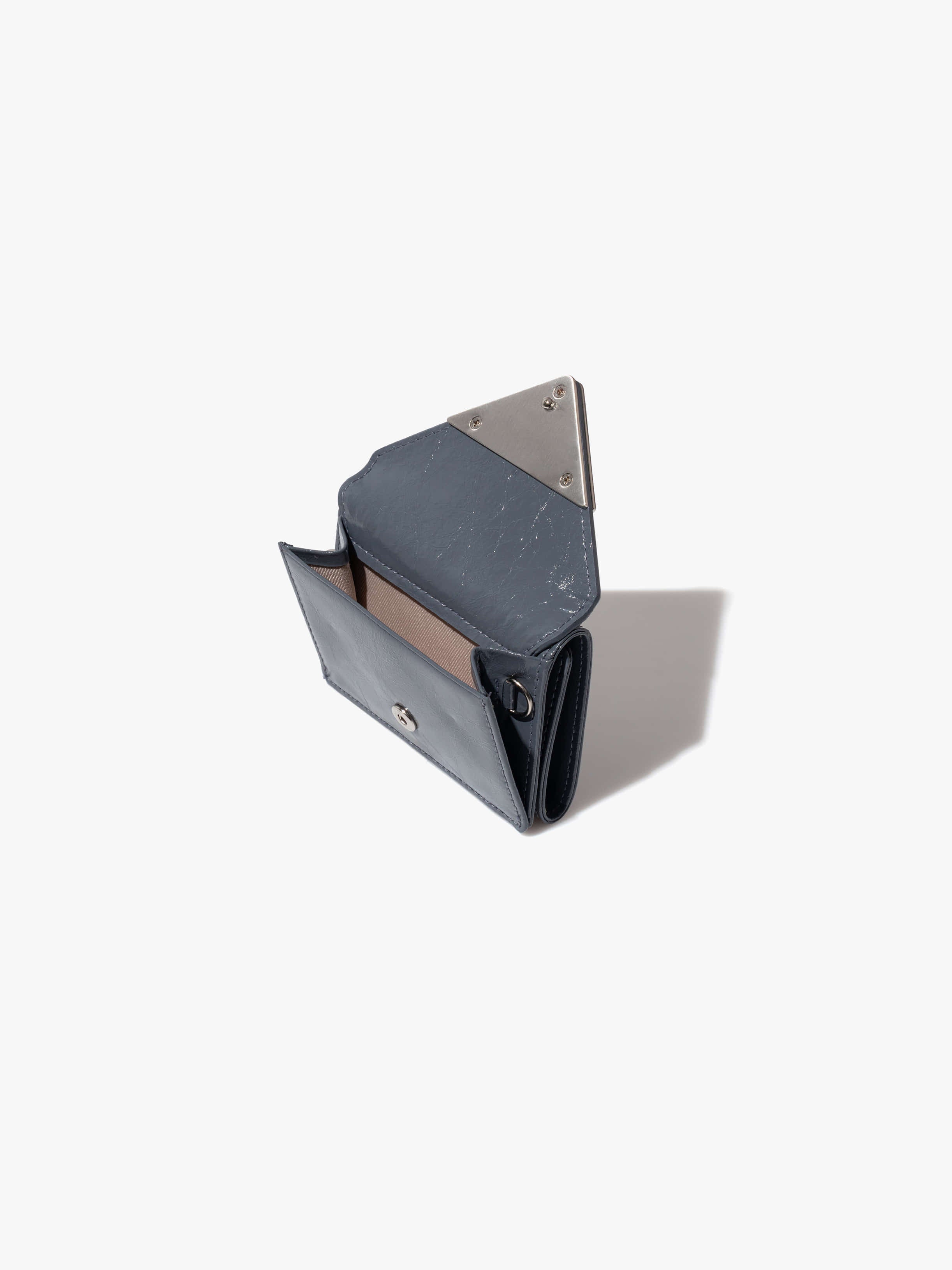 CRINKLE TRIANGLE TRIPLE WALLET (DARK GREY)