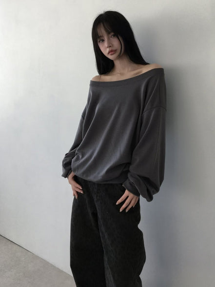 KR OFF SHOULDER OVERSIZED SWEATSHIRT (4 COLORS)