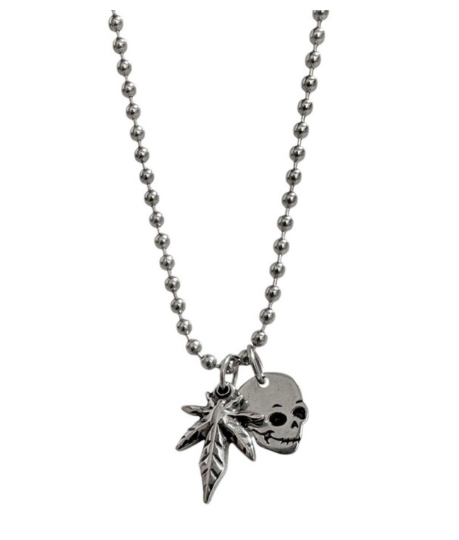 OFUSE - skull necklace