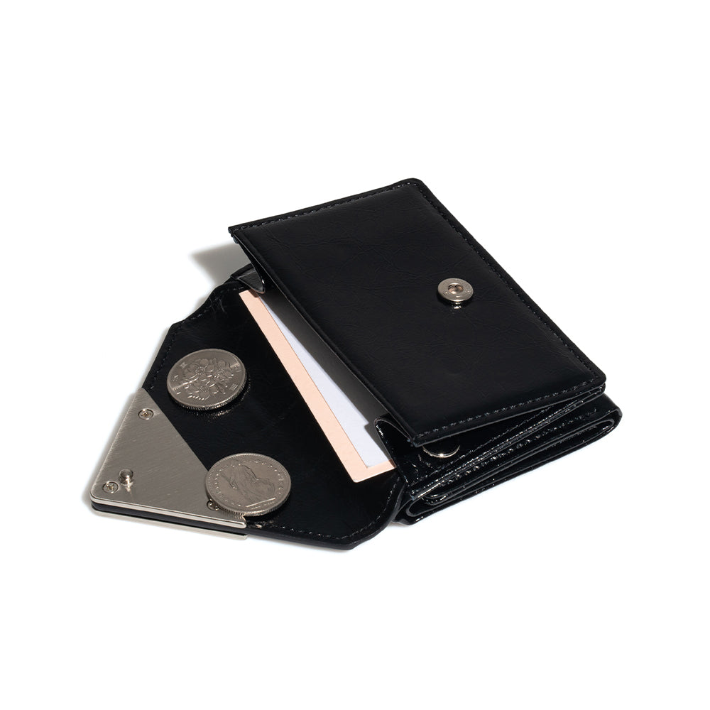 CRINKLE TRIANGLE TRIPLE WALLET (BLACK)
