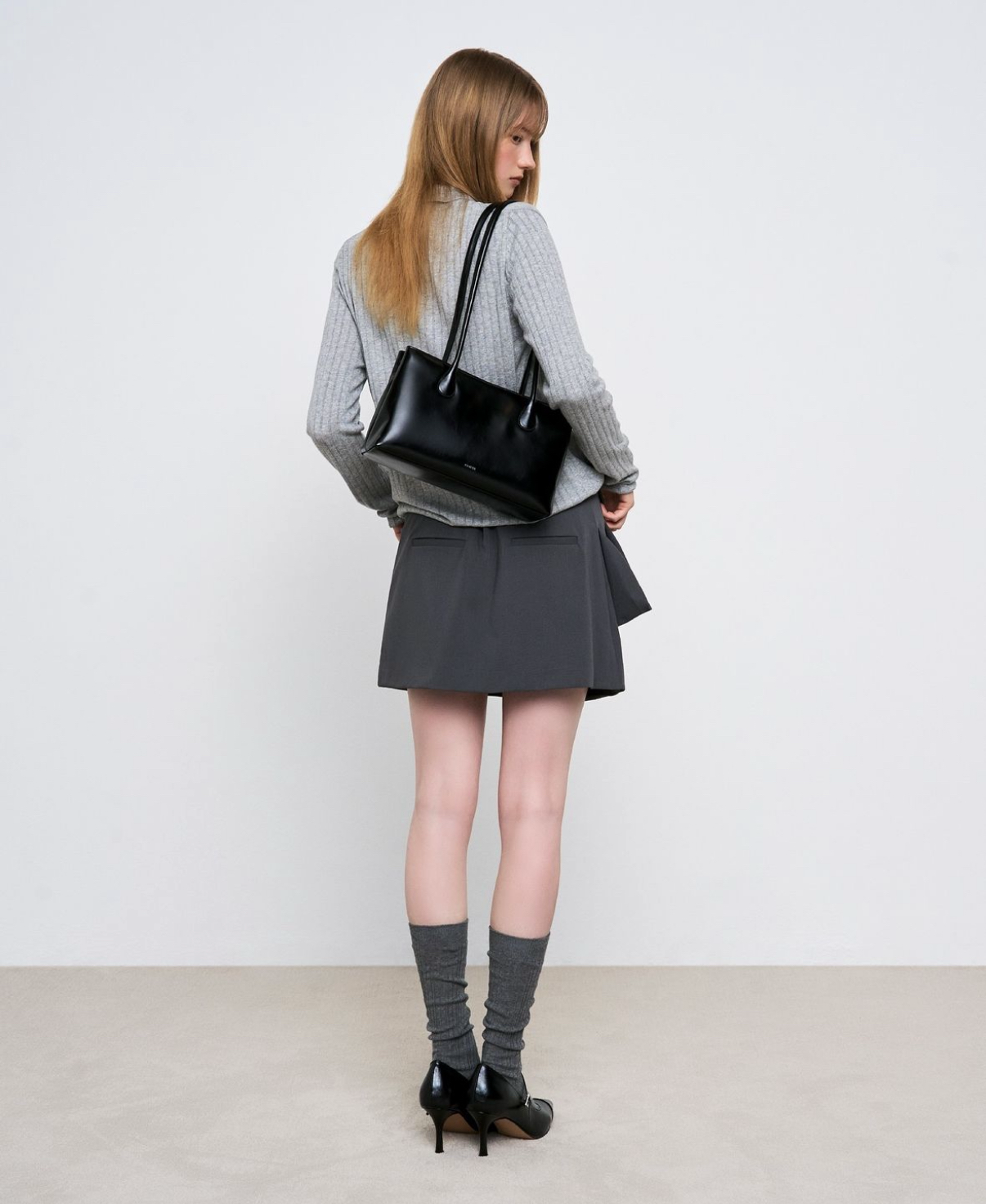 Stand Oil - Square Low Bag (Black)
