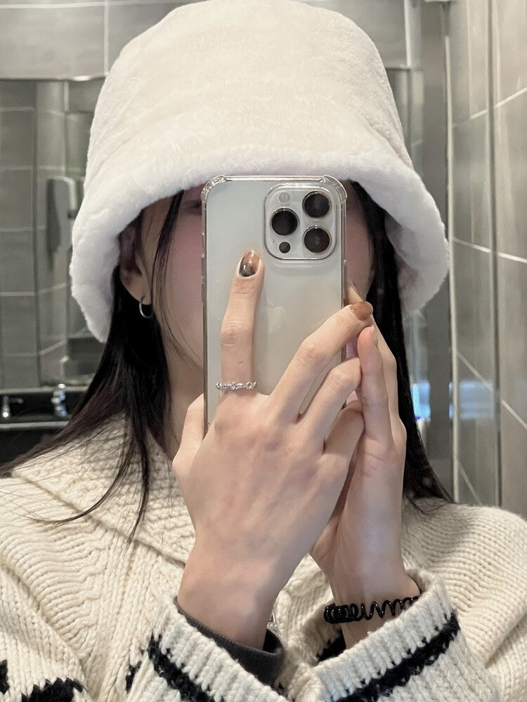 OFUSE - heart knot ring