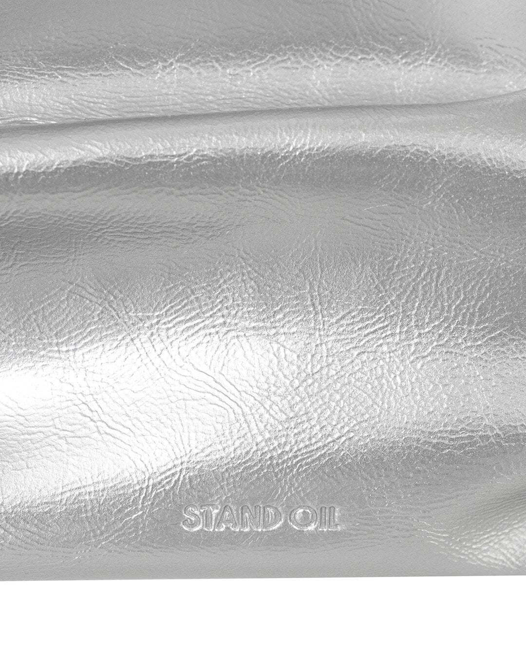 Stand Oil - Pleats Bag (Silver)