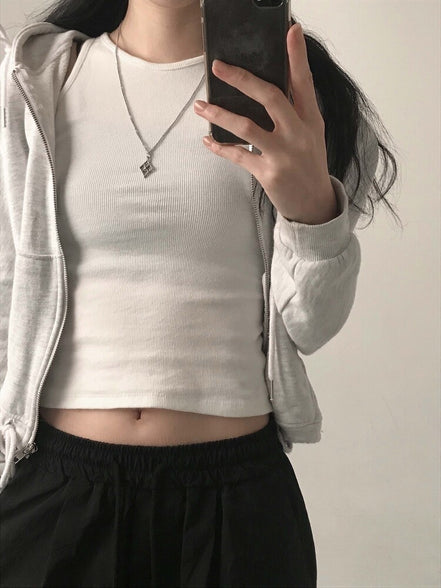 OFUSE - card necklace