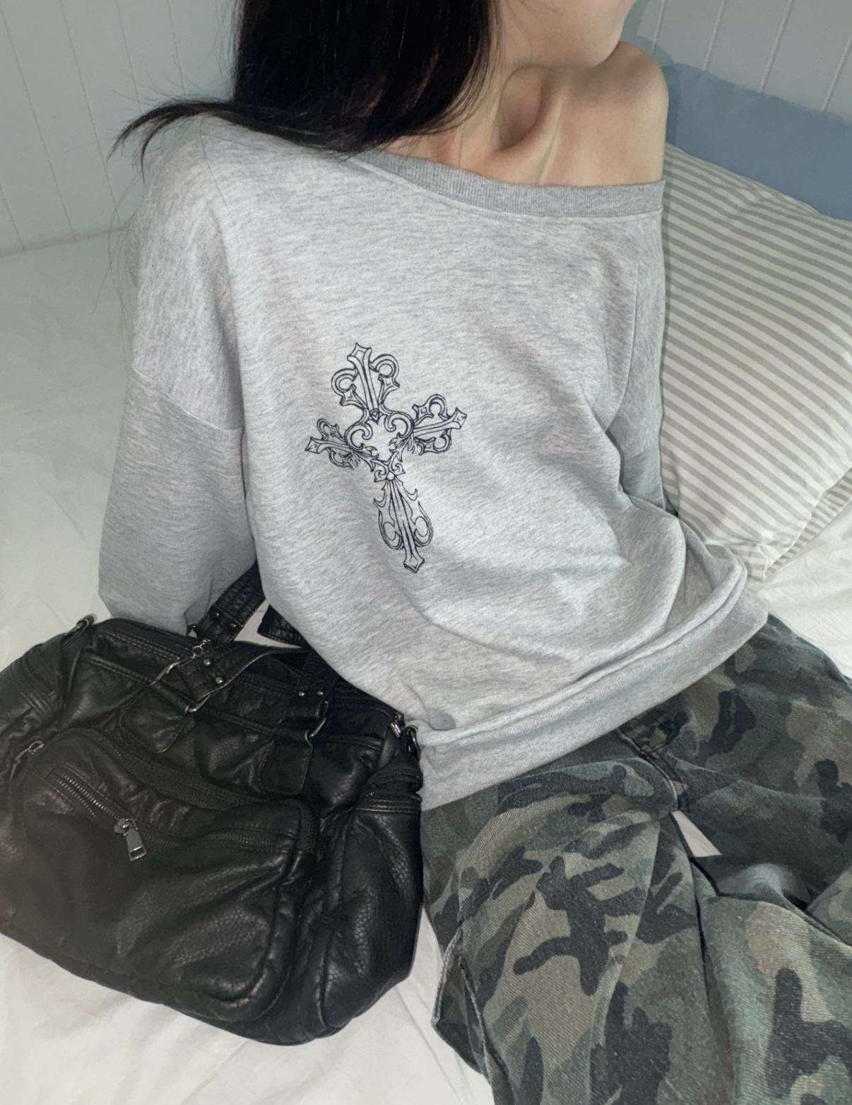 KR SILVER CROSS OFF SHOULDER (3 COLORS)