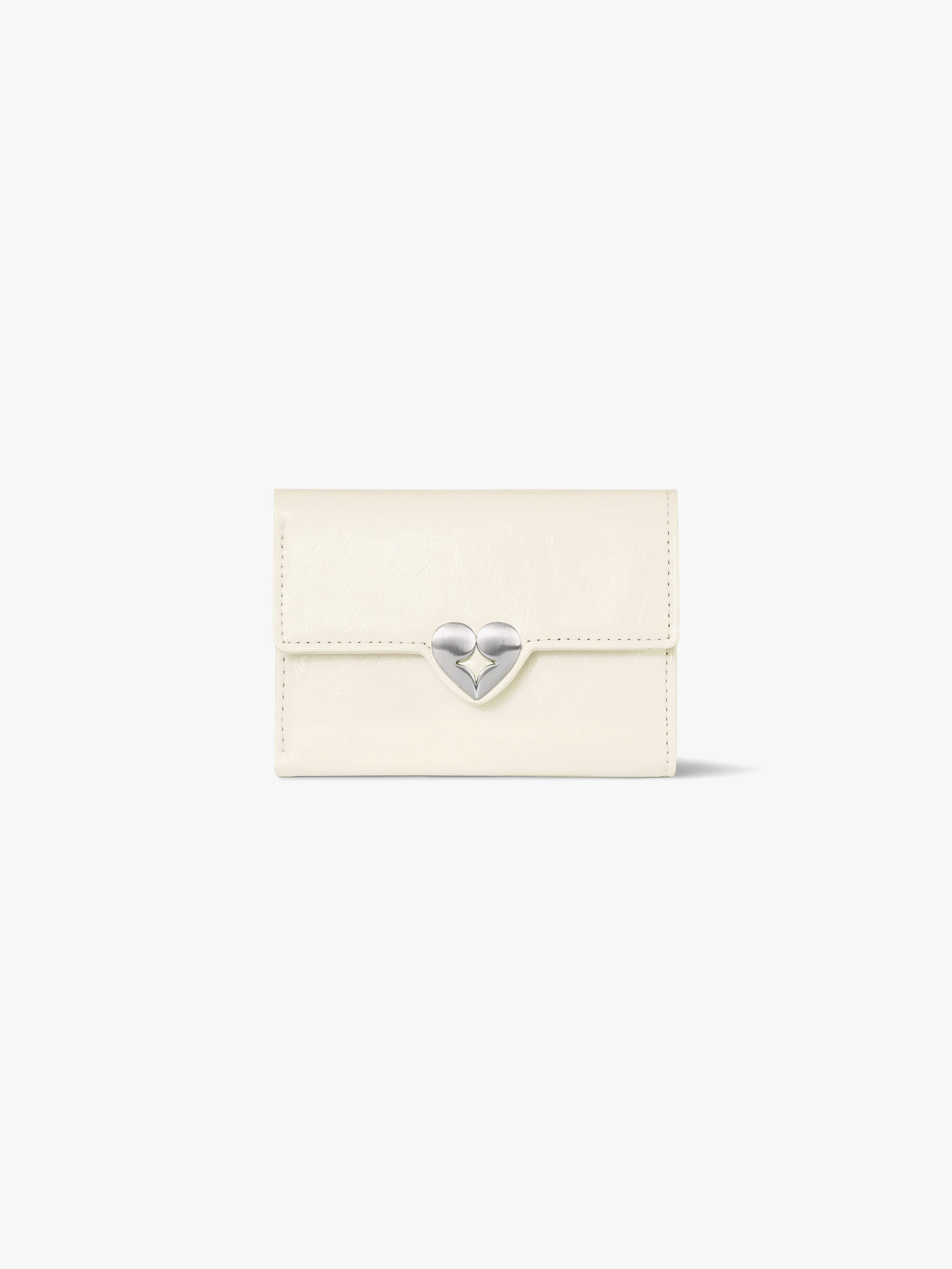 HEARTY FLAP WALLET (VANILLA)