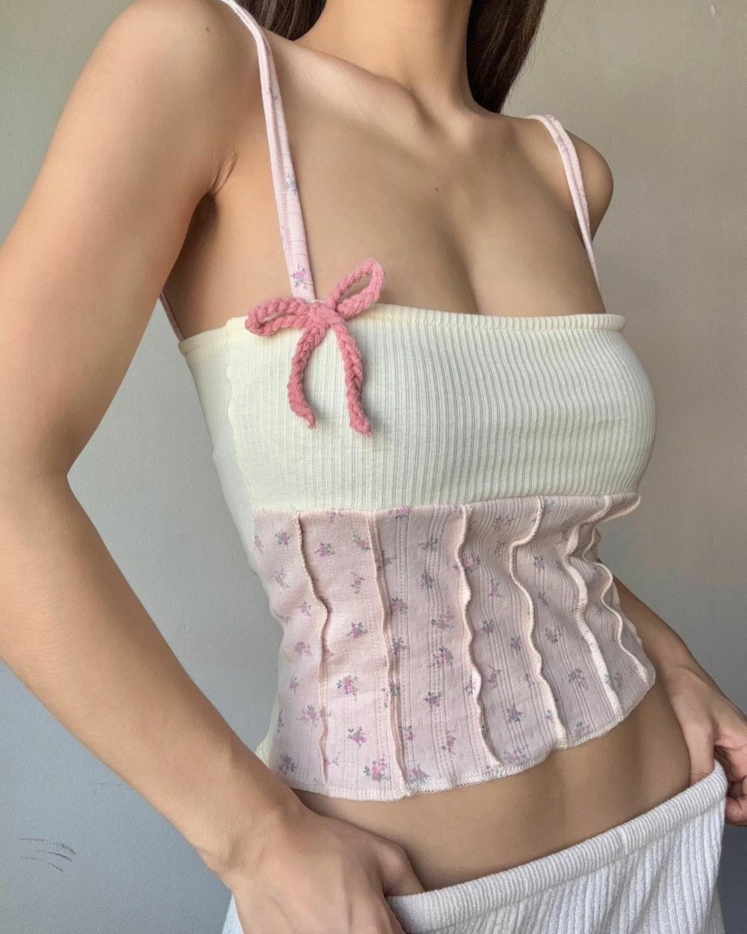 TH FLOWER BOW SLEEVELESS (PINK)
