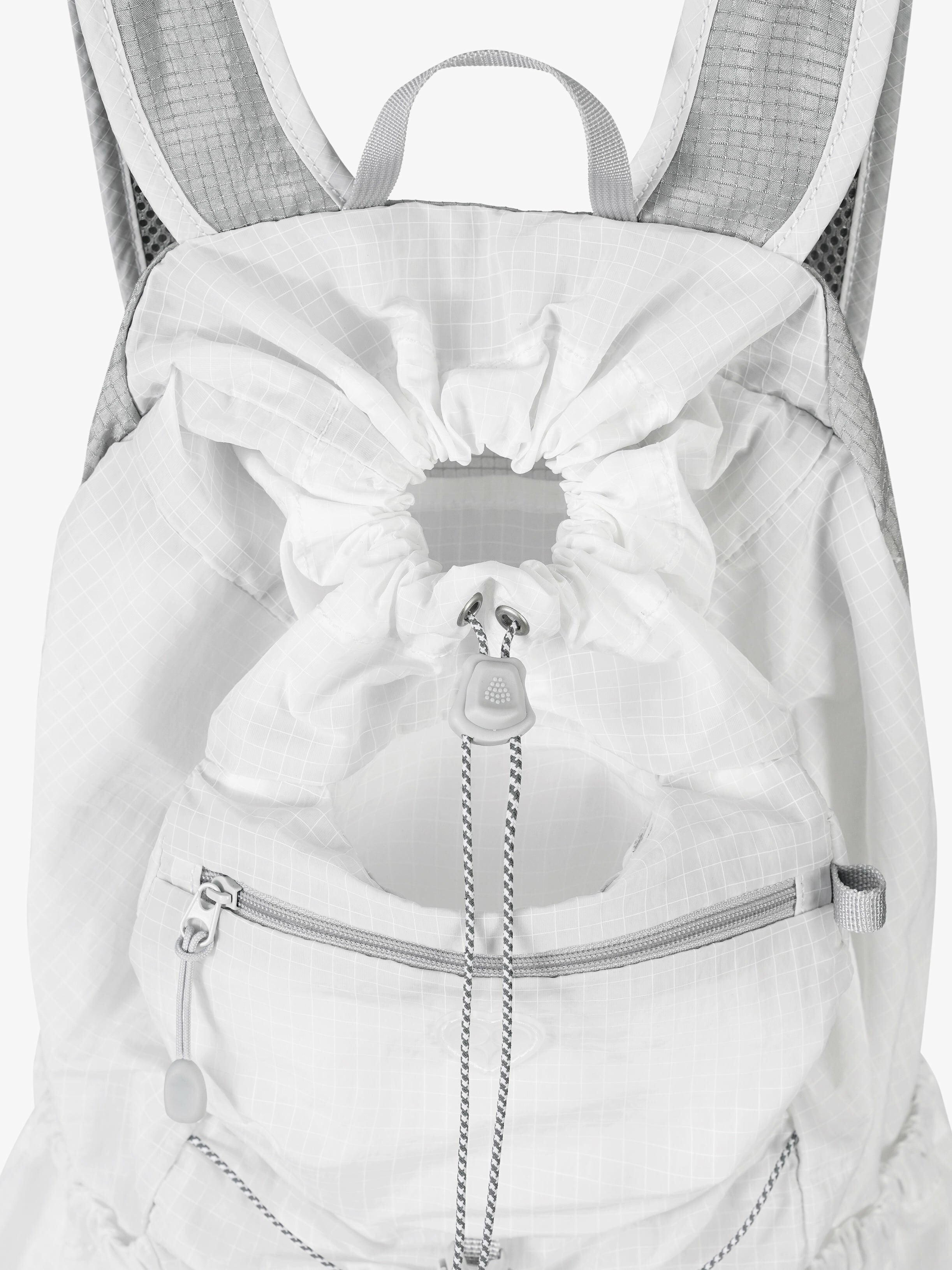 AIRY POCKET BACKPACK (WHITE)