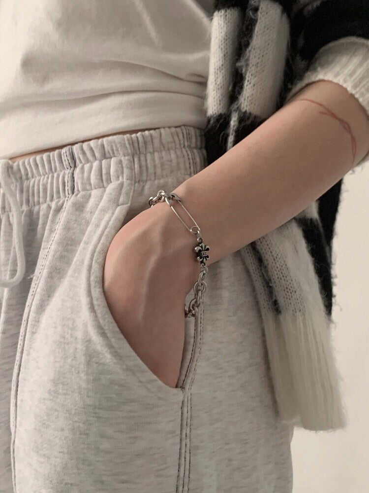 OFUSE - clip bracelet