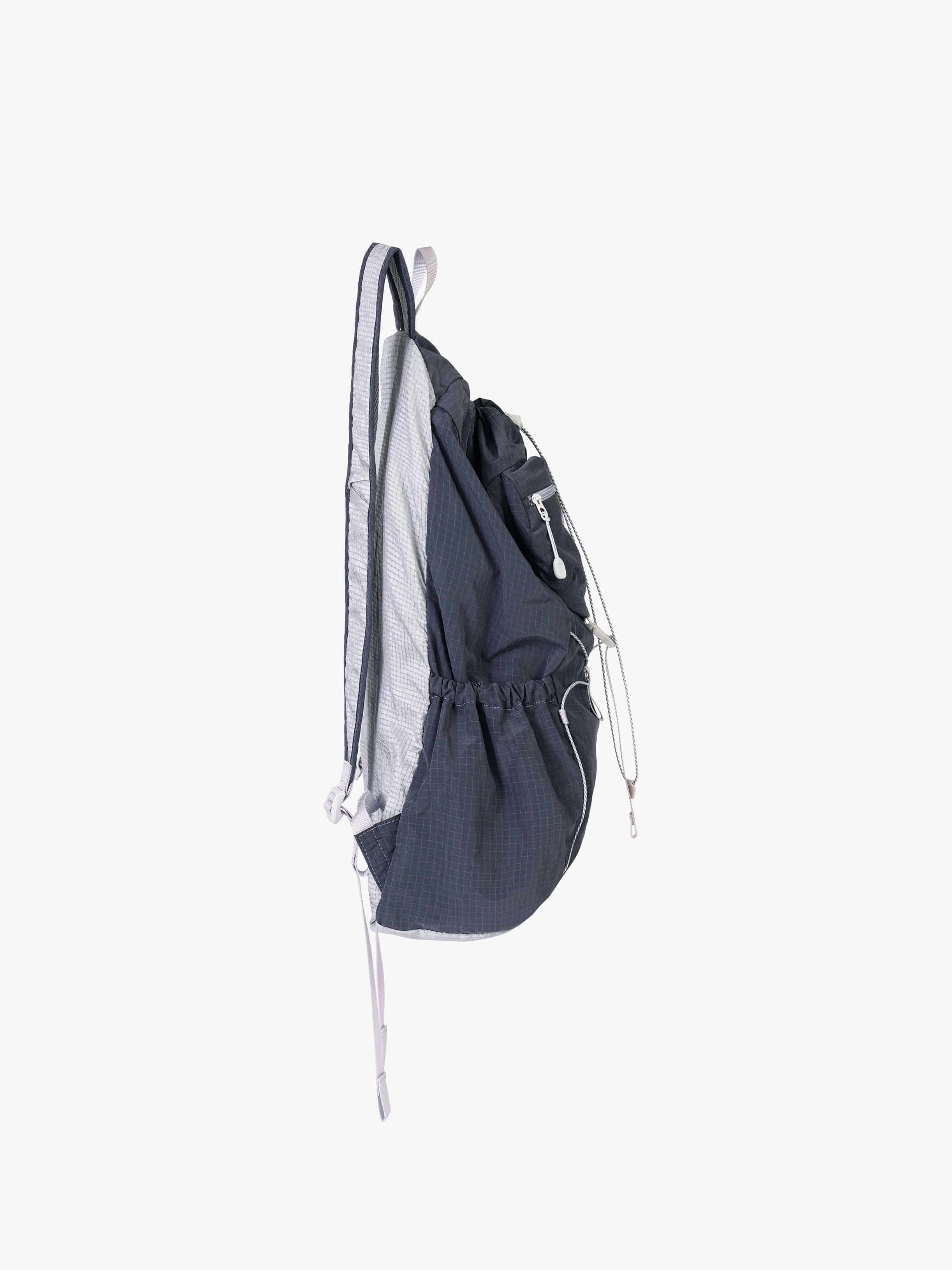 AIRY POCKET BACKPACK (CHARCOAL)