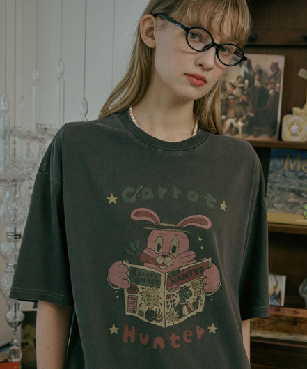 CARROT HUNTER PIGMENT TSHIRT (SMOKE BLACK)