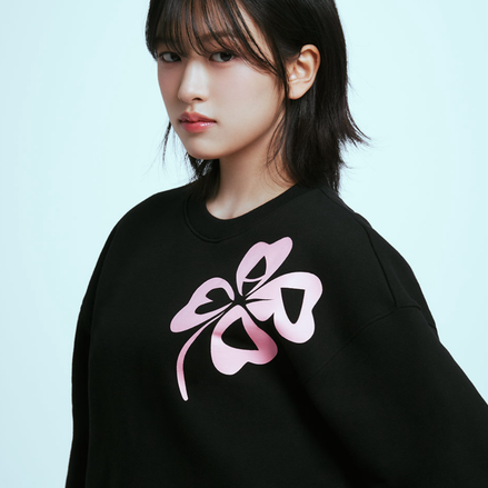 MARDI MERCREDI - CROPPED SWEATSHIRT CLOVERMARDI (BLACK PINK)