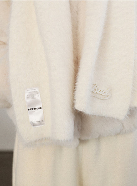 (現貨) bad blood hairy muffler (cream)