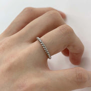 OFUSE - twist ring