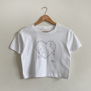 KR SHAPED HEART CROP TEE (2 COLORS)