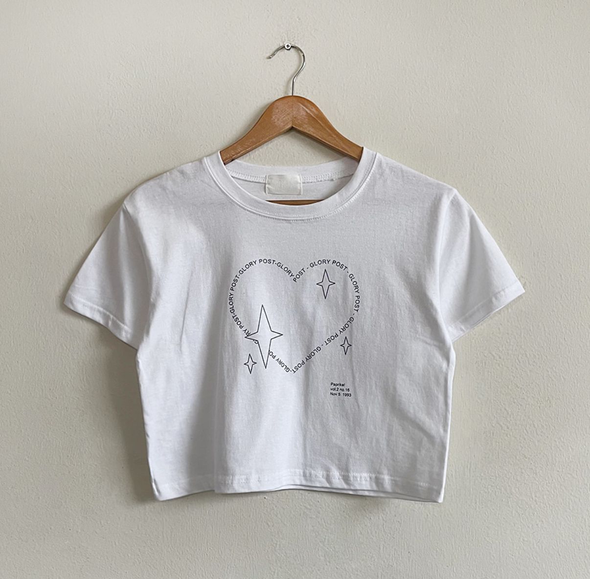 KR SHAPED HEART CROP TEE (2 COLORS)