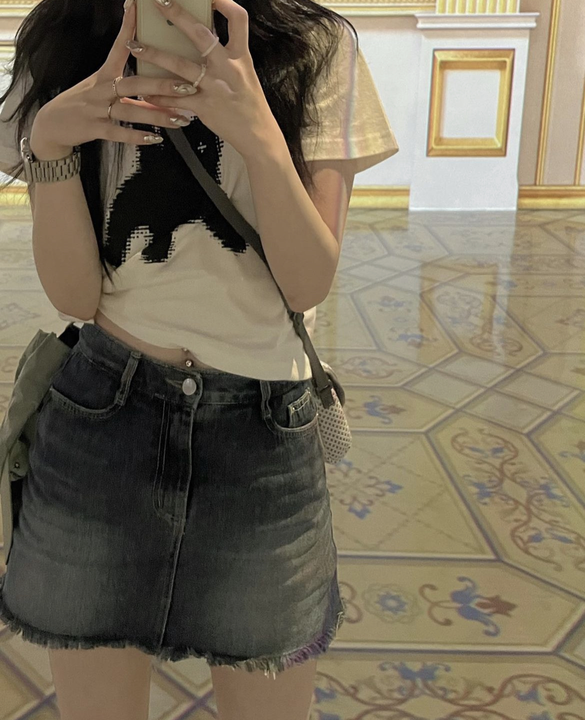 AEAE - FLASHED CATS EYE CROP T-SHIRTS [WHITE]