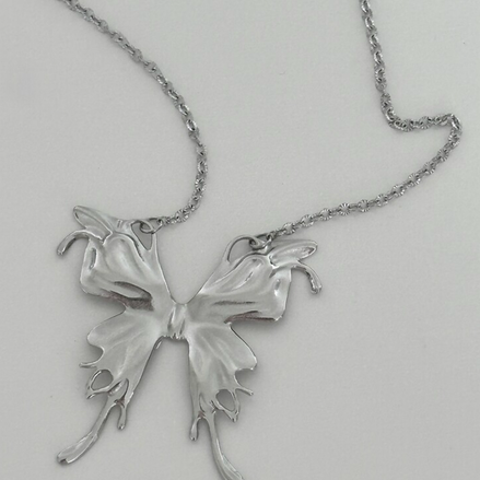 OFUSE - 24 winter - butterfly necklace