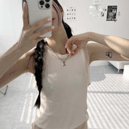 OFUSE - rabbit necklace