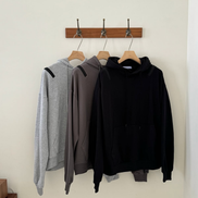 KR FREE MY SHOULDER HOODIE (3 COLORS)