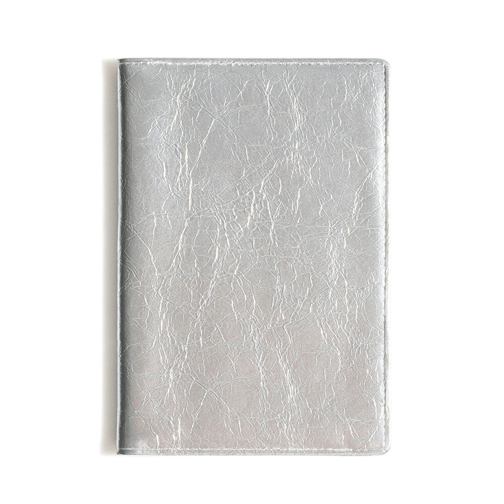 CRINKLE PASSPORT CASE (SILVER)
