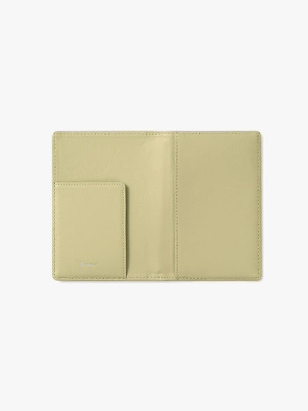 CRINKLE PASSPORT CASE (SOFT OLIVE)