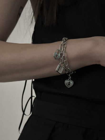 OFUSE - 3 lock bracelet