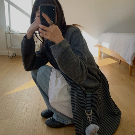 [KARINA同款] ITZAVIBE - REVERSIBLE STRIPE BAG