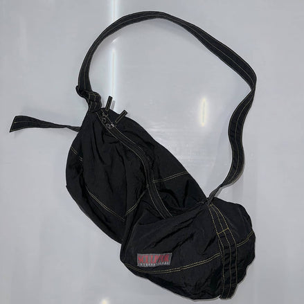 SCULPTOR - Contrast Stitch Nylon Duffle Bag (Black)