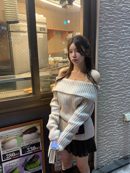 KR STAIGHT OFF SHOULDER KNIT