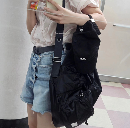 DRAWSTRING BACKPACK (BLACK)