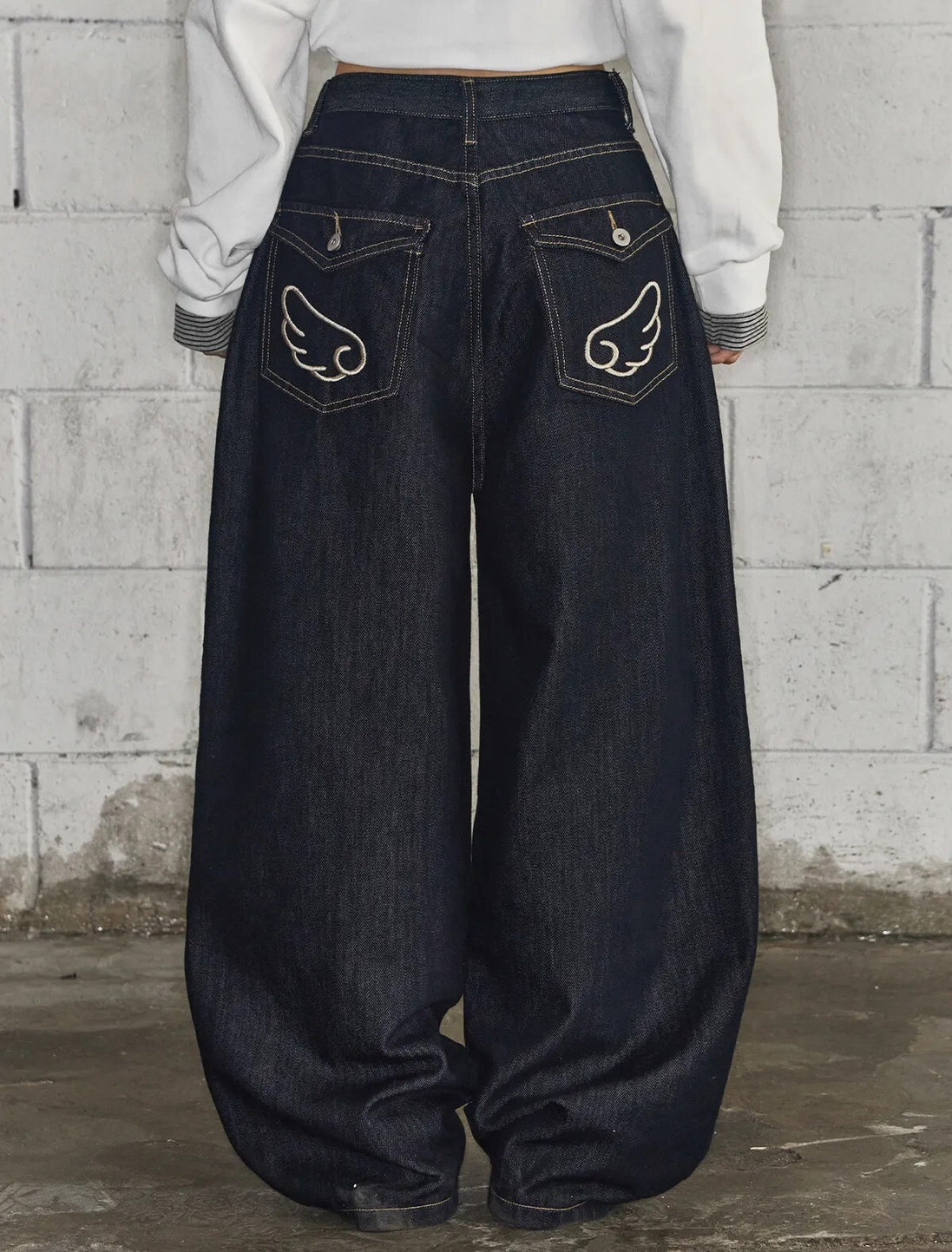 Looxp - Angel Wing Washing Back Pocket Wide Denim (Navy)